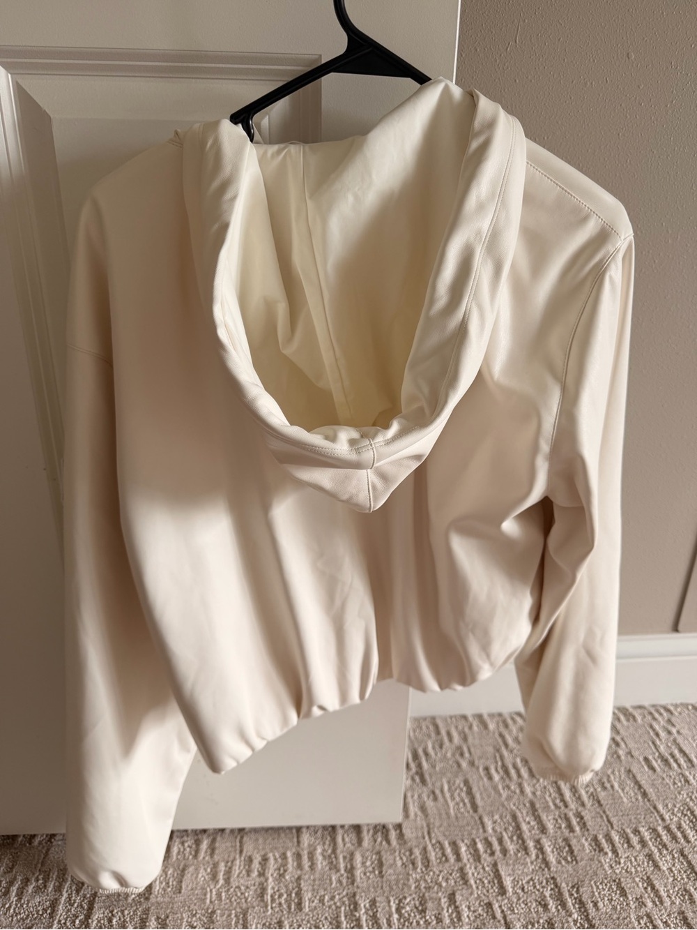 ALO Yoga Cream Zip Hoodie Bomber Jacket - Picture 2 of 5